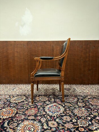 Klassiek-Engels-Antiek-Oud-Chesterfield-Vintage-Bureaustoel-Chair-Zwart-Leder