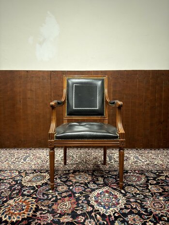 Klassiek-Engels-Antiek-Oud-Chesterfield-Vintage-Bureaustoel-Chair-Zwart-Leder