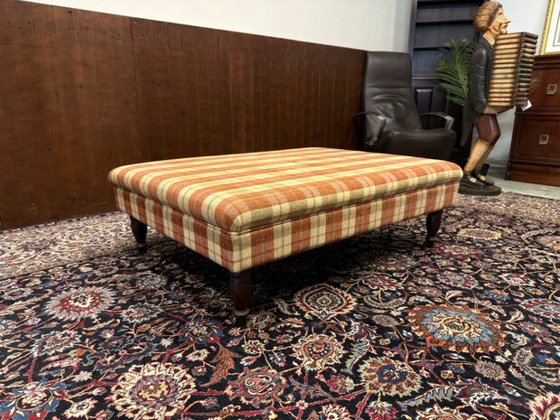 Klassiek-Oud-Antiek-Engels-Antiek-Vintage-Chesterfield-Gestoffeerde-Hocker-Salontafel