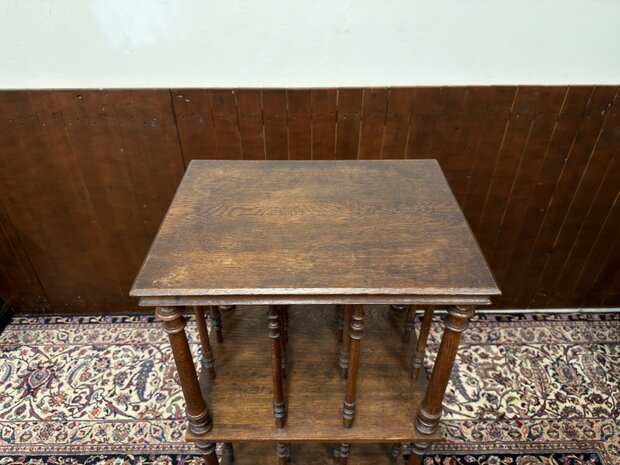 Klassiek-Oud-Antiek-Engels-Antiek-Vintage-Chesterfield-Boekenmolen-Boekenrek-Boekenkast