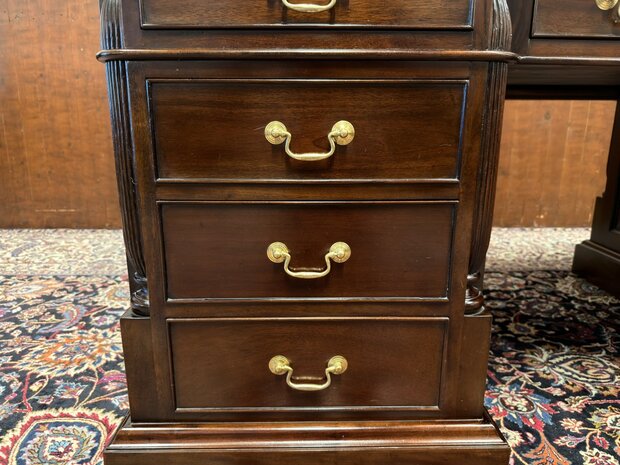 Klassiek-Oud-Antiek-Engels-Antiek-Vintage-Chesterfield-Bureau-Desk-Partnerdesk-Groen-Leder