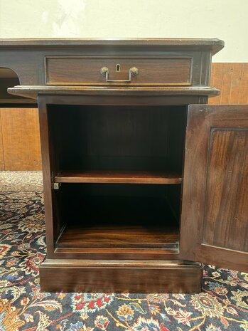 Klassiek-Oud-Antiek-Engels-Antiek-Vintage-Chesterfield-Bureau-Desk-Partnerdesk-Bruin-Leder