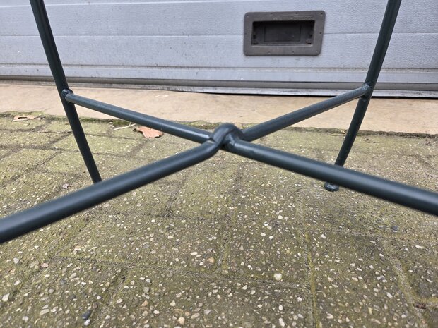 Smeedijzeren-tuinset-bistroset-tuintafel-met-stoelen-Buintentafel