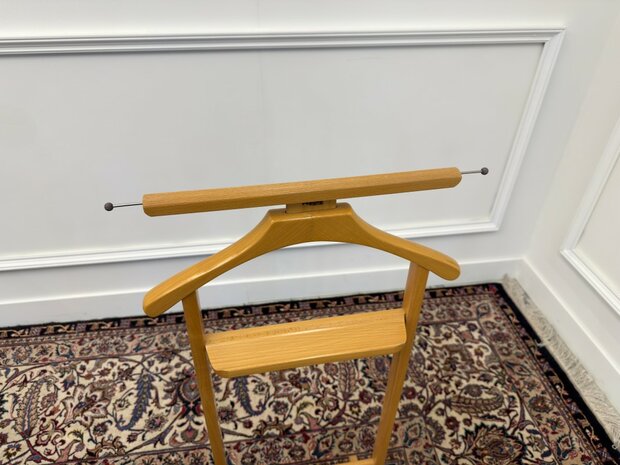 Klassiek-Engels-Antiek-Oud-Chesterfield-Vintage-Dressboy-Dress-Boy