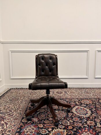 Klassiek-Engels-Antiek-Oud-Chesterfield-Vintage-Bureaustoel-President-Chair-Bruin-Leder