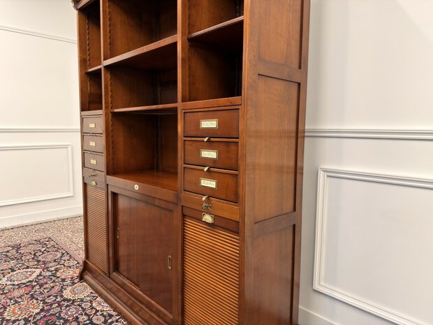 Klassiek-Italiaans-Antiek-Oud-Vintage-Assi-D'asolo-Boekenkast-Bibliotheekkast-Kast