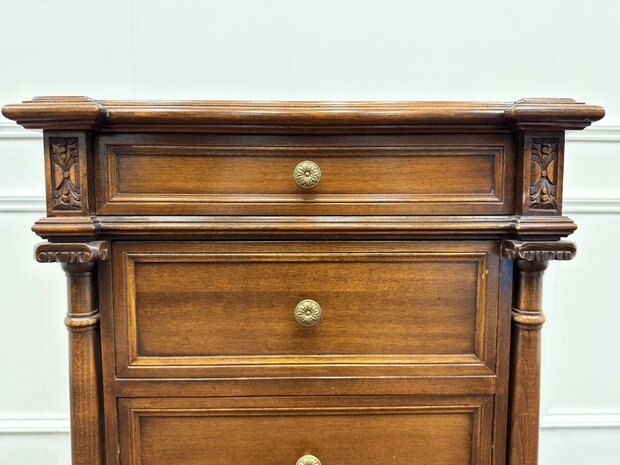 Klassiek-Engels-Antiek-Oud-Vintage-Chesterfield-Italiaanse-Selva-Ladekast-Kantoorkast