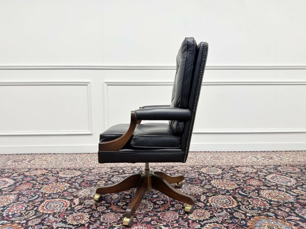 Klassiek-Engels-Antiek-Oud-Vintage-Chesterfield-Bureaustoel-President-Chair-Zwart-Leder