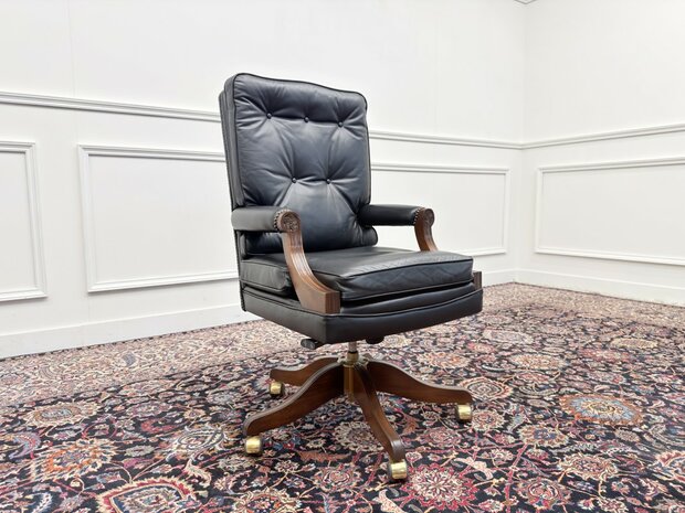 Klassiek-Engels-Antiek-Oud-Vintage-Chesterfield-Bureaustoel-President-Chair-Zwart-Leder