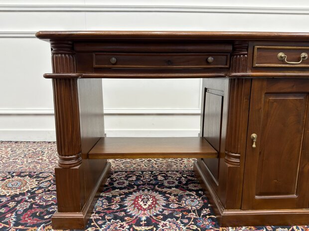 Klassiek-Engels-Antiek-Oud-Vintage-Chesterfield-Bureau-Desk-Zwart-Leder