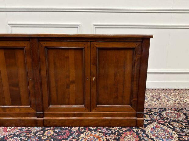 Klassiek-Italiaans-Antiek-Oud-Vintage-Chesterfield-Kantoorkast-Kast-Dressoir-Kersenhout