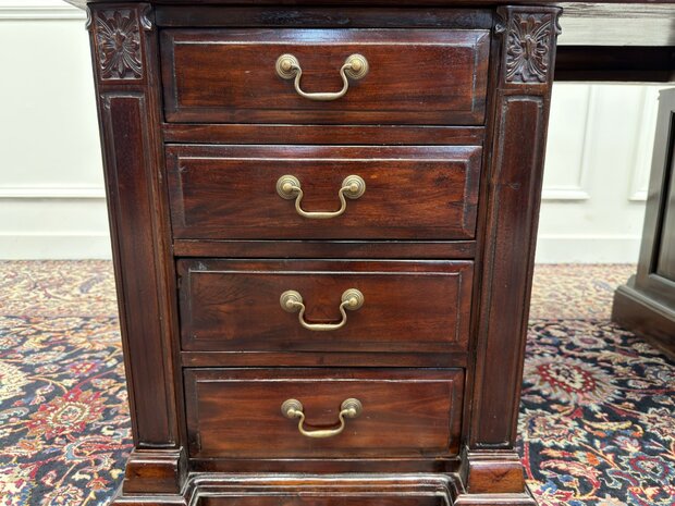 Klassiek-Engels-Antiek-Oud-Vintage-Chesterfield-Bureau-Desk-Groen-Leder-Ingelegd