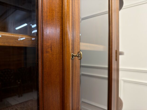 Klassiek-Engels-Oud-Antiek-Chesterfield-Vintage-Boekenkast-Bibiotheekkast-Buffetkast-Kast