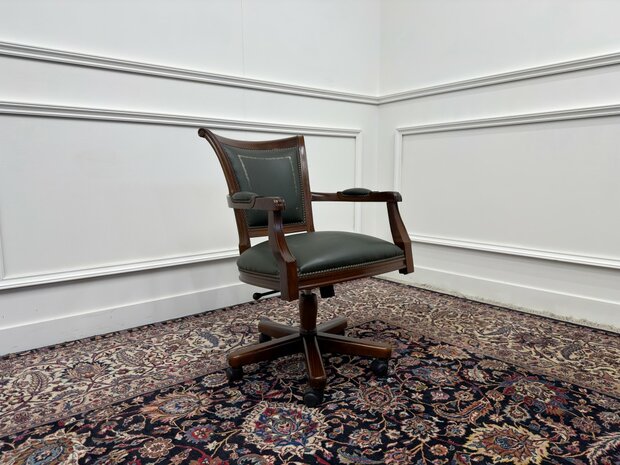Klassiek-Antiek-Engels-Oud-Chesterfield-Bureaustoel-President-Chair-Groen-Leder