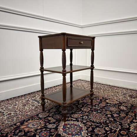 Klassiek-Oud-Antiek-Engels-Chesterfield-Vintage-Sidetable-Side-Table-Bijzettafel