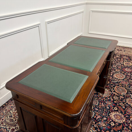 Klassiek-Engels-Oud-Antiek-Vintage-Chesterfield-Bureau-Desk-Groen-Leder