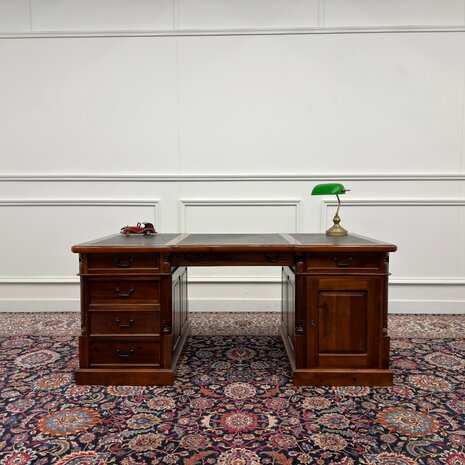 Klassiek-Engels-Oud-Antiek-Chesterfield-Vintage-Bureau-Desk-Partnerdesk-Zwart-Leder