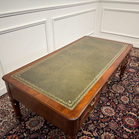 Klassiek-Engels-Antiek-Oud-Vintage-Chesterfield-Bureau-Desk-Schrijftafel-Groen-Leder