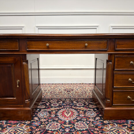 Klassiek-Antiek-Engels-Oud-Vintage-Chesterfield-Bureau-Desk-Groen-Leder