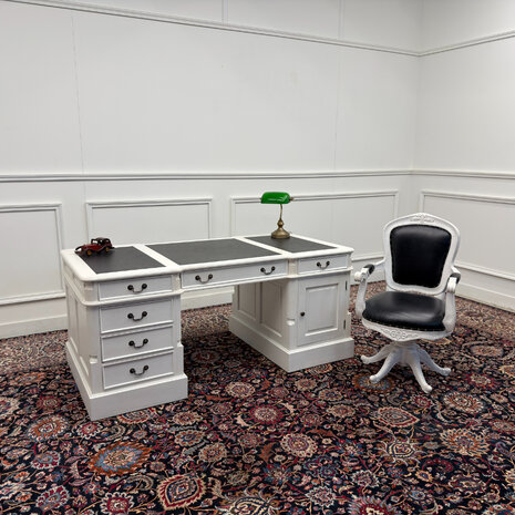 Klassiek-Antiek-Engels-Oud-Vintage-Chesterfield-Wit-Witte-Set-Bureau-Desk-Zwart-Leder-met-Bureaustoel-President-Chair