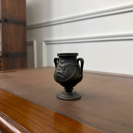Antieke-Neo-Klassieke-bronze-vaas-2
