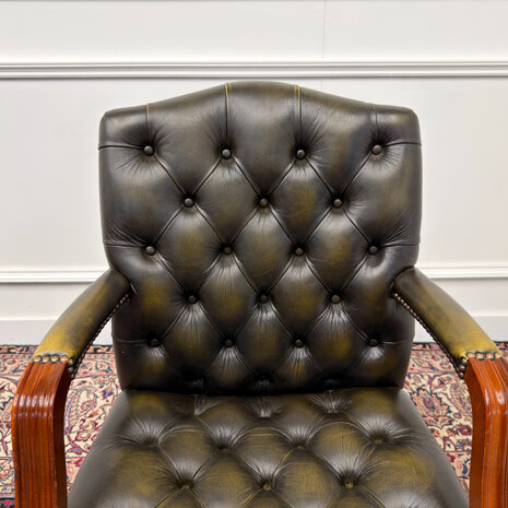 Klassiek-Engels-Antiek-Oud-Vintage-Chesterfield-Bureaustoel-President-Chair-Olijf-Groen-Leder