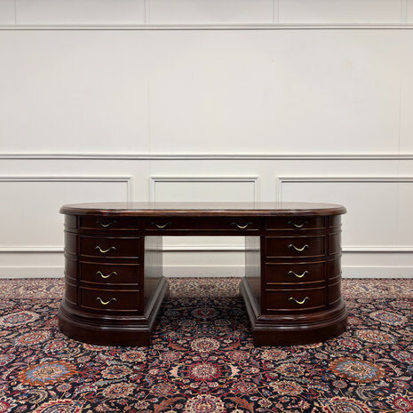 Klassiek-Engels-Antiek-Oud-Vintage-Chesterfield-Groot-Ovaal-Bureau-Desk