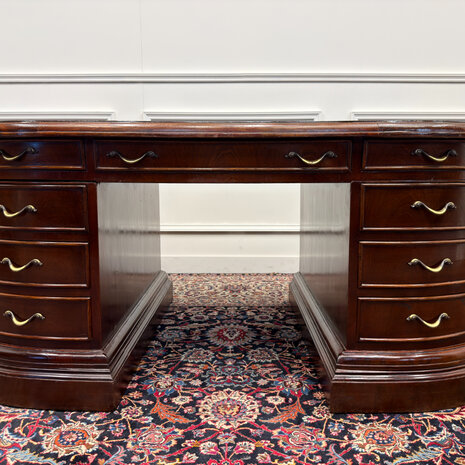 Klassiek-Engels-Antiek-Oud-Vintage-Chesterfield-Groot-Ovaal-Bureau-Desk