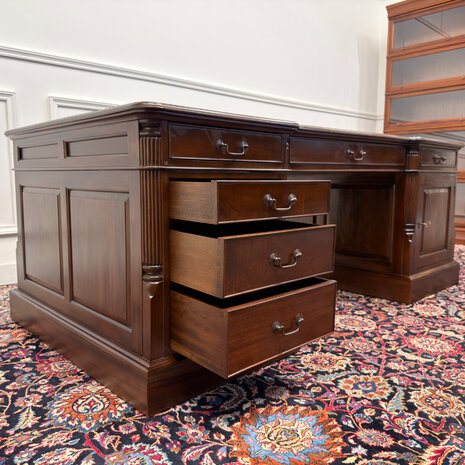 Klassiek-Engels-Antiek-Oud-Vintage-Chesterfield-Zeer-Groot-Bureau-Desk-Partnerdesk-Bruin-Leder