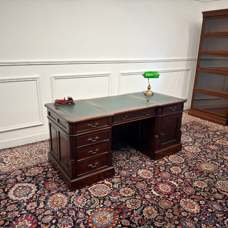 Klassiek-Engels-Antiek-Oud-Vintage-Chesterfield-Bureau-Desk-Groen-Leder-met-Achterschot