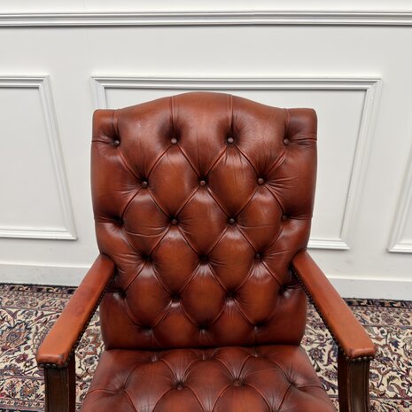 Klassiek-Engels-Antiek-Oud-Vintage-Chesterfield-Bureaustoel-President-Chair-Rood-Leder