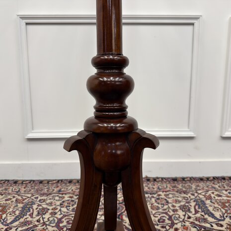 Klassiek-Engels-Antiek-Oud-Vintage-Chesterfield-Kapstok