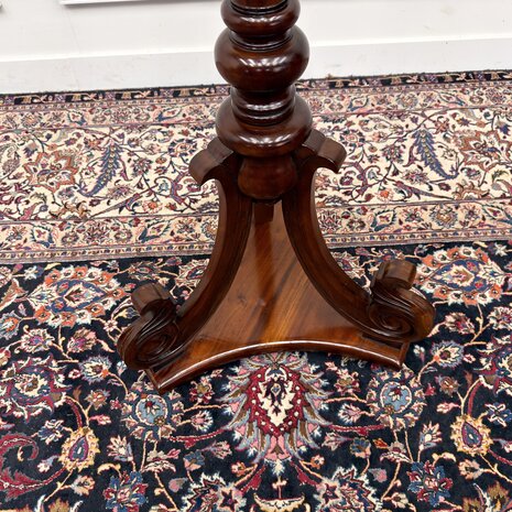 Klassiek-Engels-Antiek-Oud-Vintage-Chesterfield-Kapstok