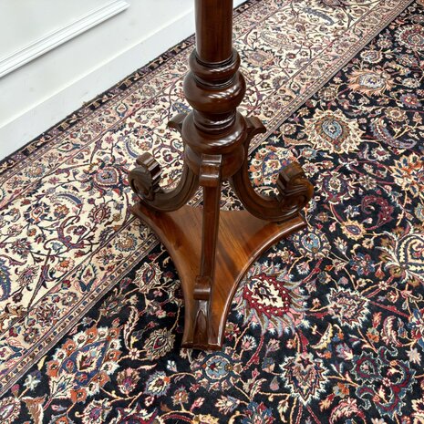 Klassiek-Engels-Antiek-Oud-Vintage-Chesterfield-Kapstok
