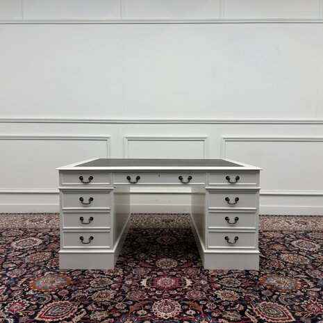 Klassiek-Engels-Antiek-Oud-Vintage-Chesterfiel-Wit-Bureau-Desk-Partnerdesk-Zwart-Leder-4