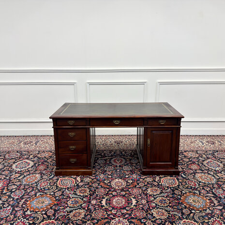 Klassiek-Engels-Antiek-Oud-Vintage-Chesterfield-Bureau-Desk-Groen-Leder-4