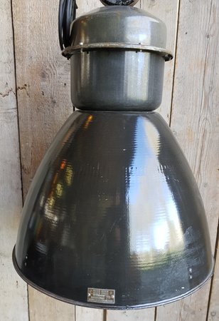 GroĂe antike fabriklampe - HI20