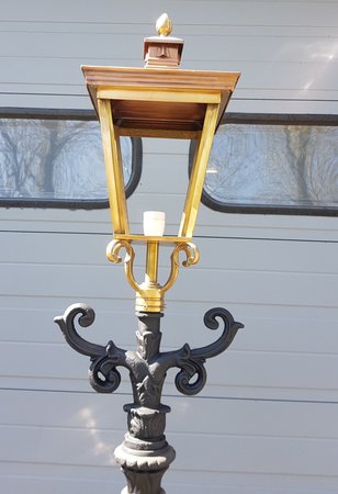 Gusseisen laterne Lelie groß mit kupfer quadratische lampenschirm