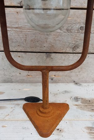 Industrial cortenstahl stehlampe für holzpoller