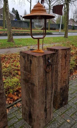 Industrial cortenstahl stehlampe für holzpoller