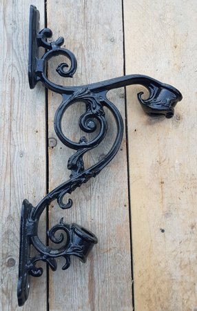 Historische fahnenmast halterung