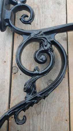 Historische fahnenmast halterung