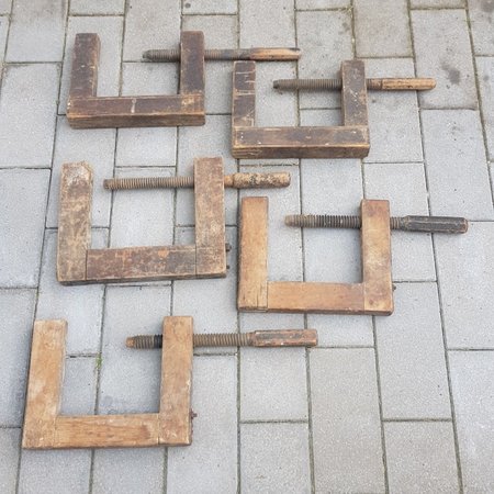 Alte Holzleimklammer