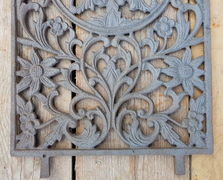Gusseisen Fenstergitter Türgitter mit Pferden