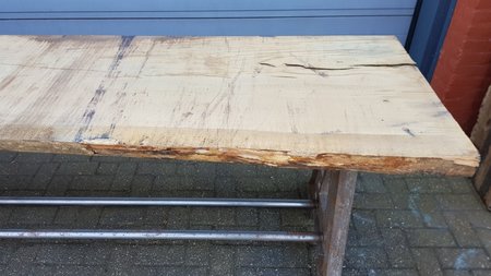 Große Baumstammtisch aus eiche