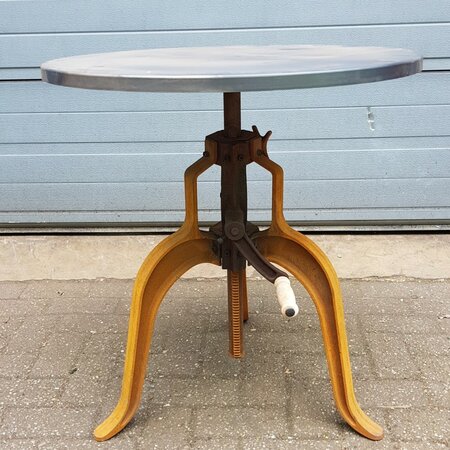 Industrie tisch