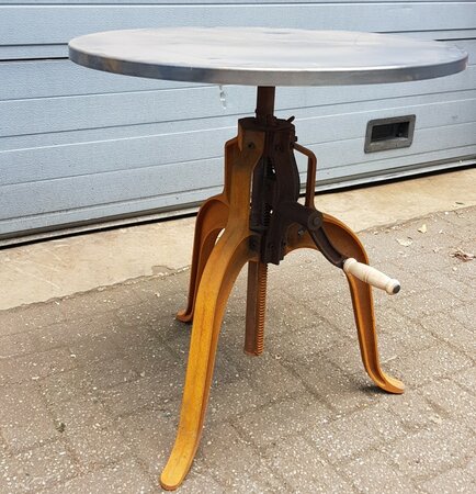 Industrie tisch