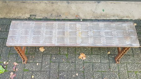 Industrial bank aus metall
