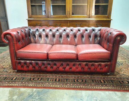 Oxblood Chesterfield 3-Sitzer Sofa