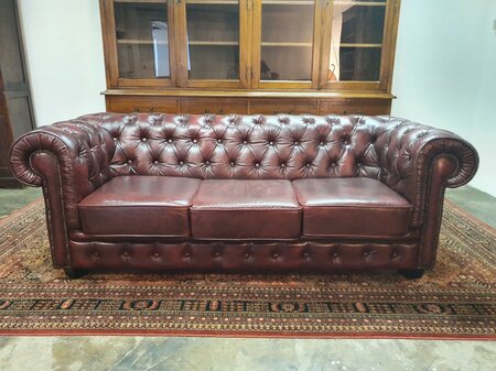 Rotes Chesterfield 3-Sitzer Sofa